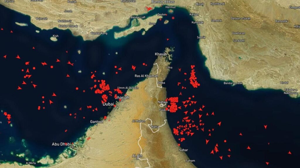 Crisis en rutas marítimas afecta el comercio global