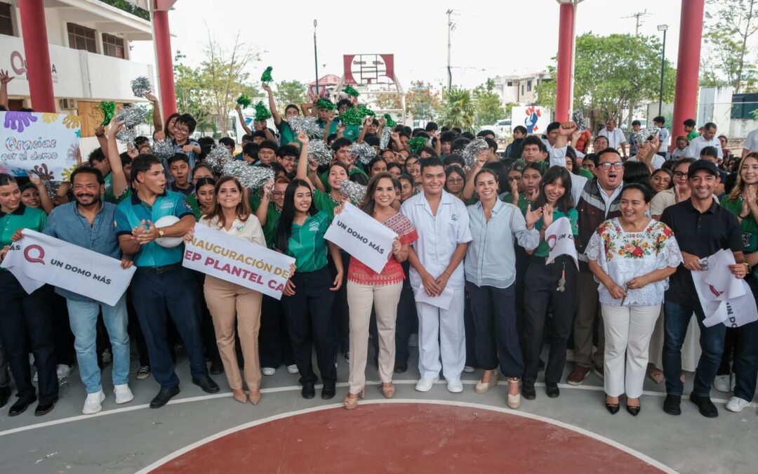 Mara Lezama opens new dome at CONALEP Cancun
