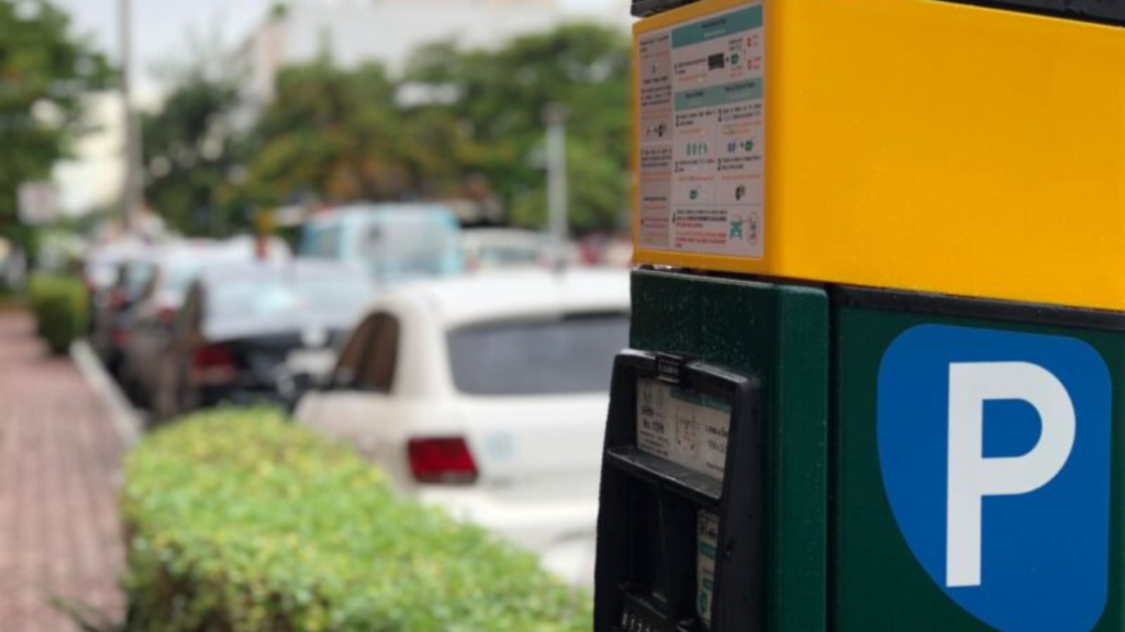 Parquímetros en Playa del Carmen: Exigen reparar