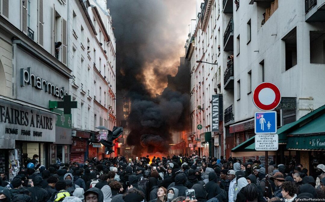 Curfew in France: Nighttime restrictions set